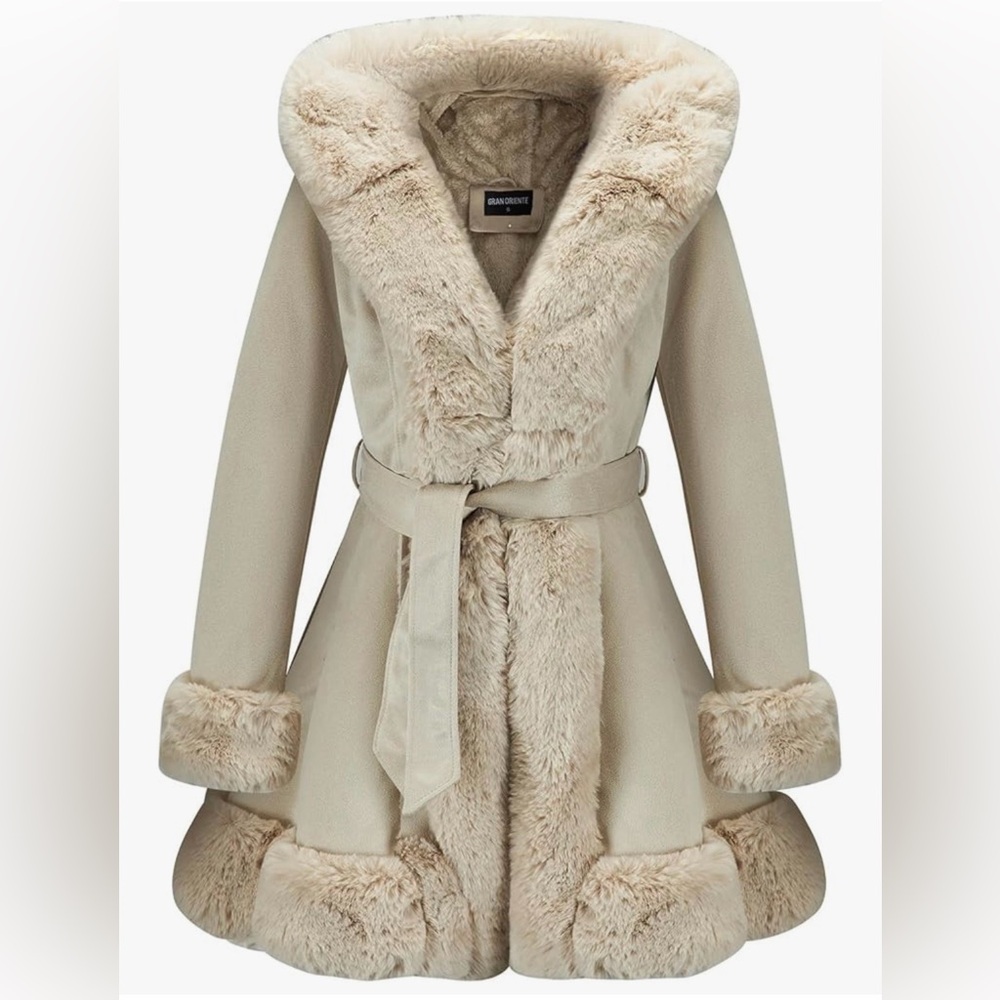 NWT Women's Cream Faux Fur Coat - Picture 3 of 11